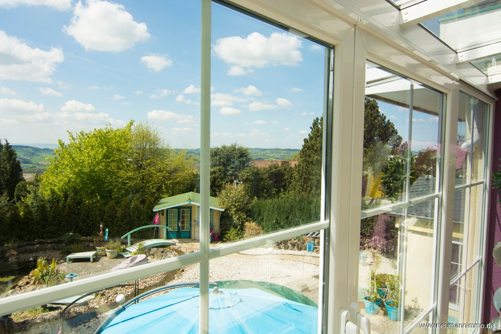 Fernblick aus dem Wintergarten