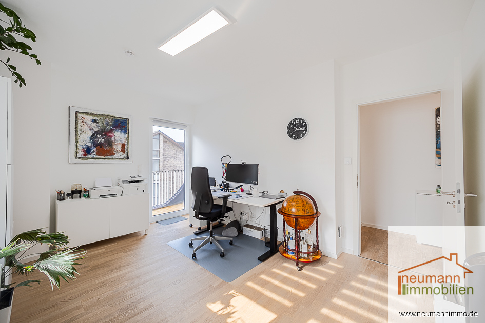 Kinder-/ Arbeitszimmer
