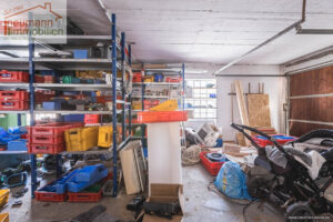 Garage (im Haus) UG