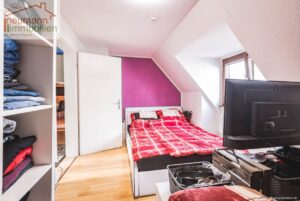 Schlafzimmer DG