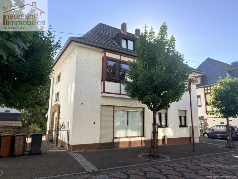 Straßenansicht