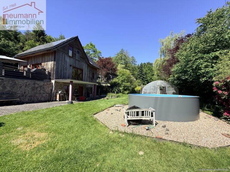 Garten und Pool
