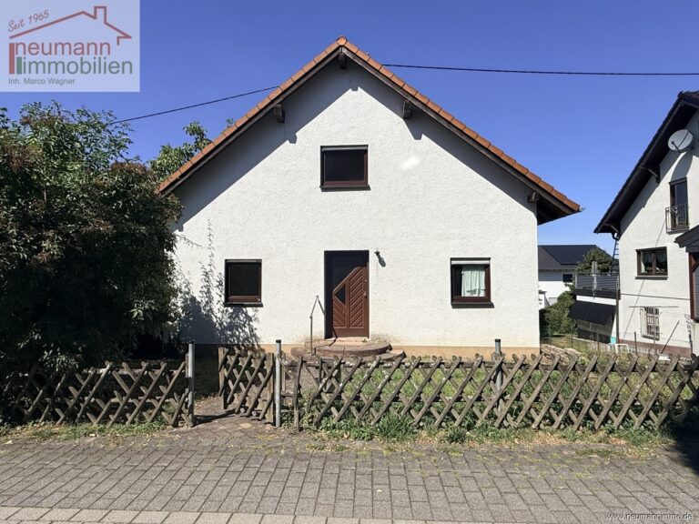 Straßenansicht