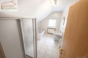 Badezimmer OG
