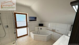 Badezimmer DG