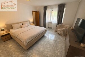 Schlafzimmer EG